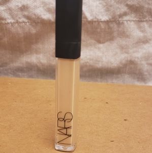 💋5 for 25💋Nars Radiant Creamy Concealer
